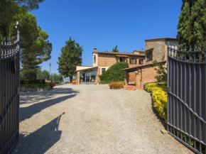 Splendid Farmhouse in Castelfiorentino with Garden